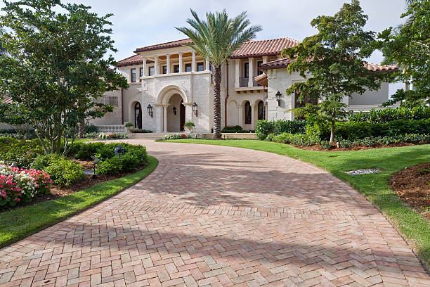 Best Commercial Driveway Pavers  in Lynchburg, OH